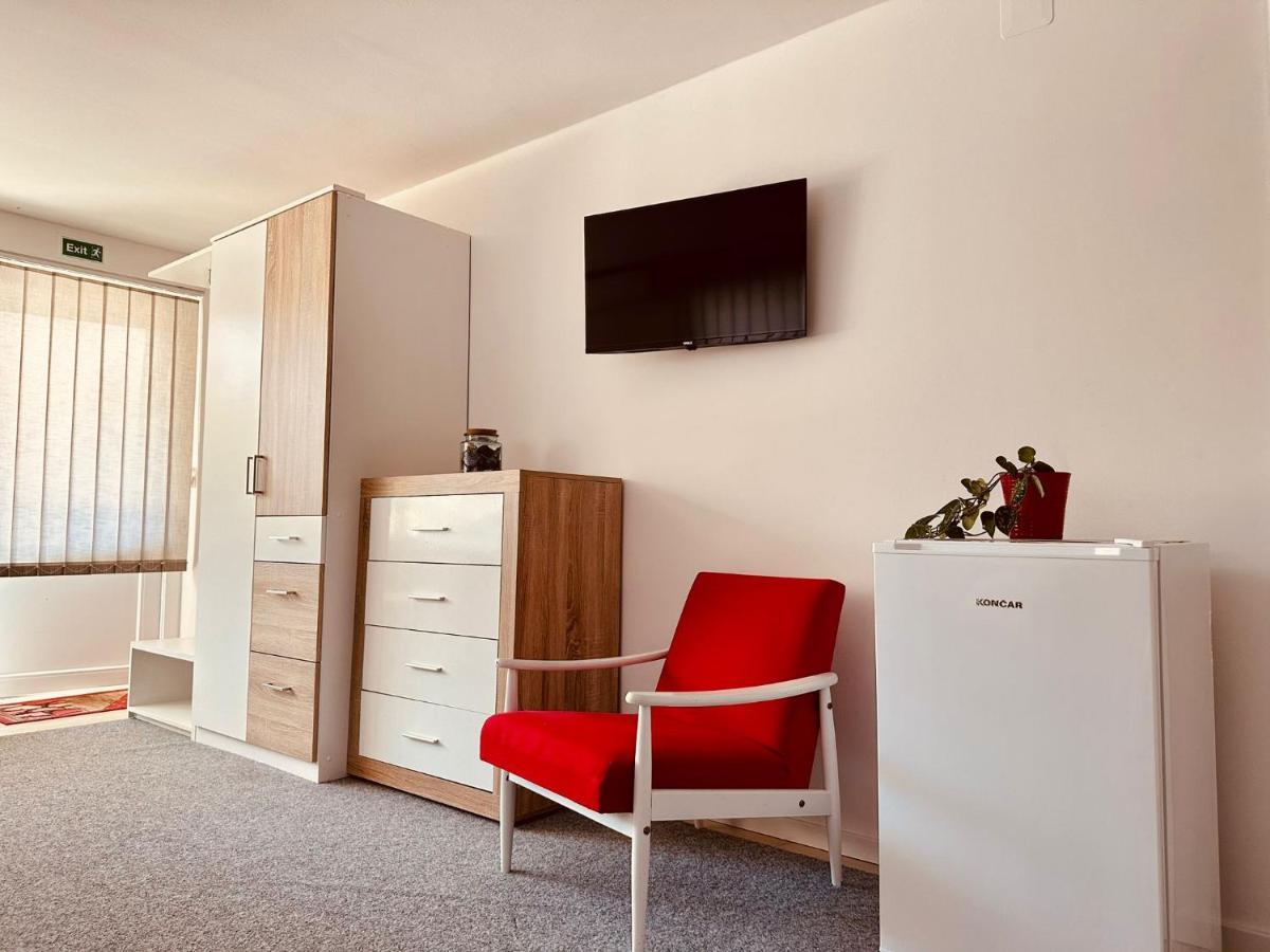 Apartament Studio Apartman Iovia Place Ludbreg Zewnętrze zdjęcie